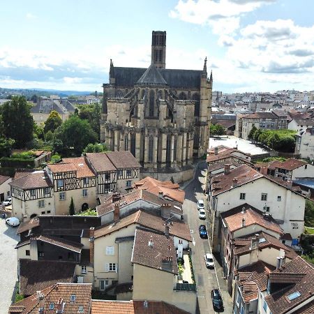 Bel Appartement En Plein Centre Ville Limoges Exterior foto